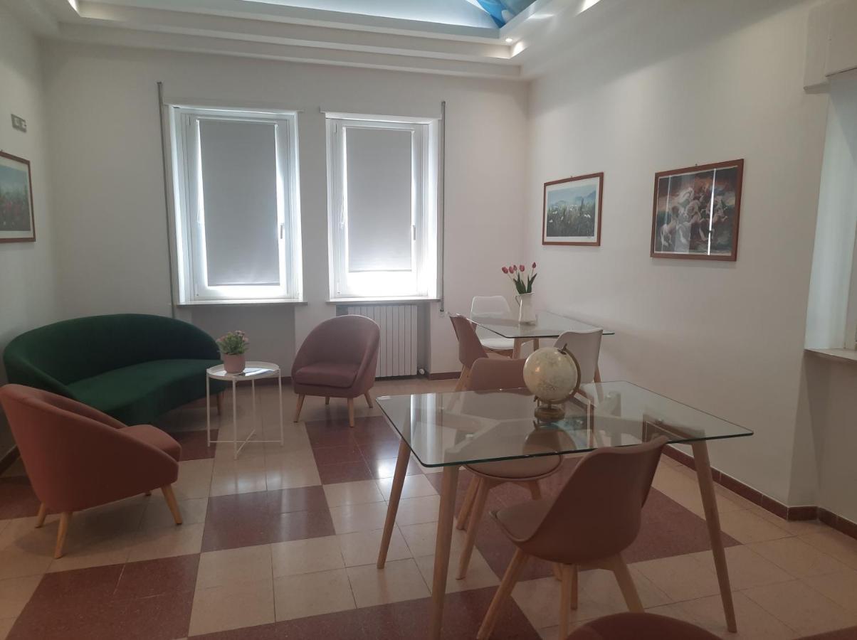 Hotel Porta Rivera L'Aquila Bagian luar foto